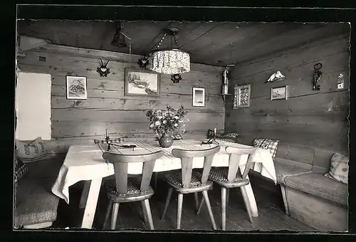 AK Lech, Innenansicht des Berghauses Sonneneck