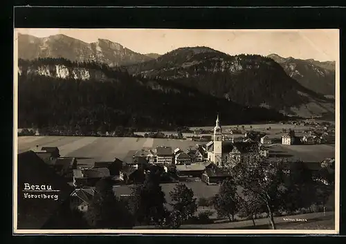 AK Bezau, Blick auf den Ort und die Kirche