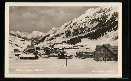 AK Lech a. Arlberg, Ortsansicht im Schnee