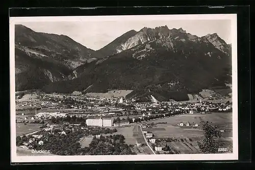 AK Bludenz, Ortsansicht mit Bergblick