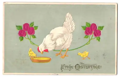 Stoff-Präge-AK Huhn mit ihren Kücken am Futternapf flankiert von Rosen aus echtem Stoff