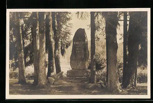 AK Sempach, Winkelrieddenkmal im Wald