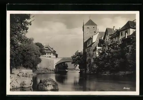 AK Brugg, Flusspartie mit kleiner Brücke und Häusern