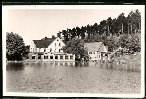 Fotografie Brück & Sohn Meissen, Ansicht Herrndorf-Hetzdorf, Blick auf das Gasthaus Sumpfmühle