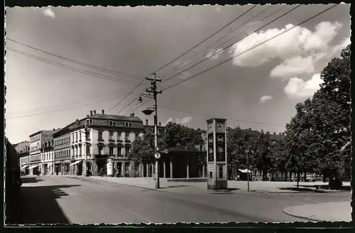 Fotografie Brück & Sohn Meissen, Ansicht Riesa / Elbe, Blick auf den Leninplatz und Ernst-Thälmann-Strasse