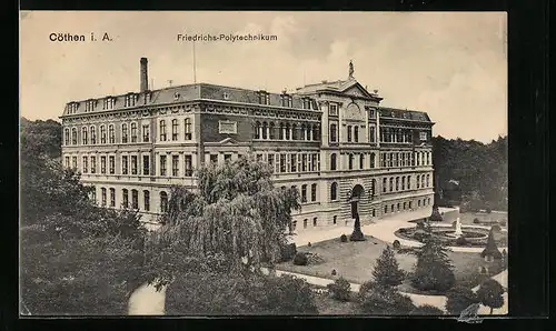 AK Cöthen i. A., Friedrichs-Polytechnikum mit Garten von oben gesehen