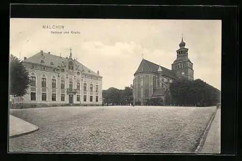 AK Malchin, Rathaus und Kirche