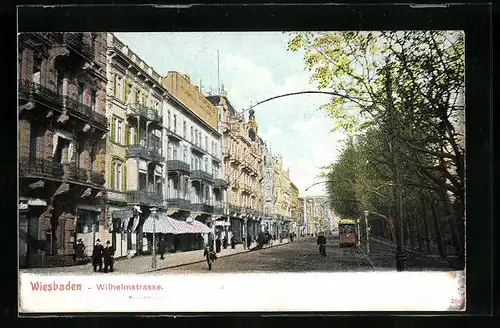 AK Wiesbaden, Passanten in der Wilhelmstrasse