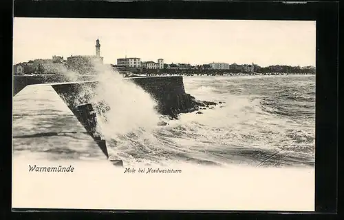 AK Warnemünde, Mole bei Nordweststurm