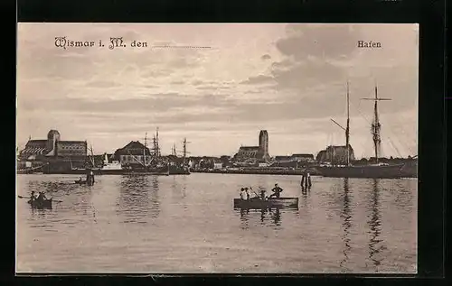 AK Wismar, Hafen vom Wasser aus gesehen