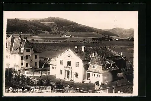 AK Althofen-Treibach, Deutsches Heim aus der Vogelschau, Turnhalle