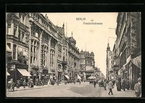 AK Berlin, Belebte Friedrichstrasse mit Passanten