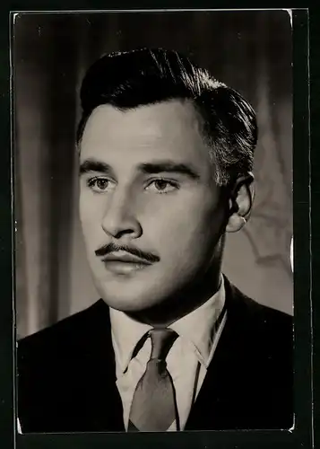 AK Schauspieler Ferdinand Anton in schwarzweiss fotografiert