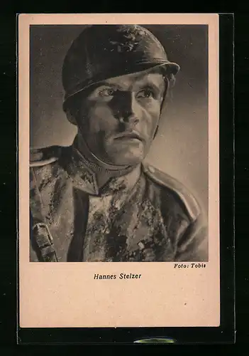 AK Hannes Stelzer mit Helm auf dem Kopf