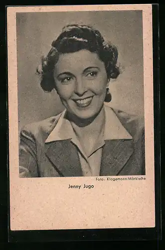 AK Schauspielerin Jenny Jugo mit freundlichem Lächeln zur Seite