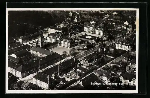 AK Bruchsal, Blick zum Schloss, Fliegeraufnahme