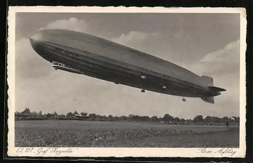 AK Luftschiff LZ127 Graf Zeppelin beim Aufstieg