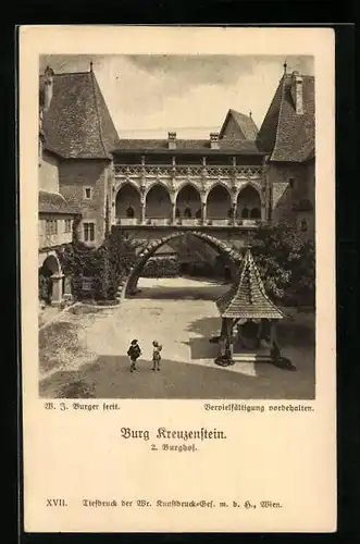 AK Kreuzenstein, Zweiter Burghof von Burg Kreuzenstein