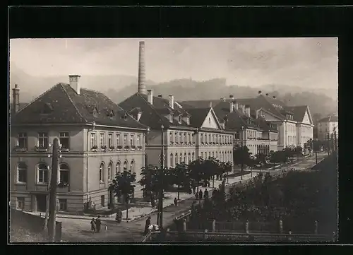 AK Kapfenberg, Friedrich Böhlerstrasse mit Werksgasthof