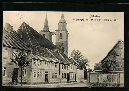 AK Jüterbog, Planeberg-Strasse mit Blick auf Nikolaikirche