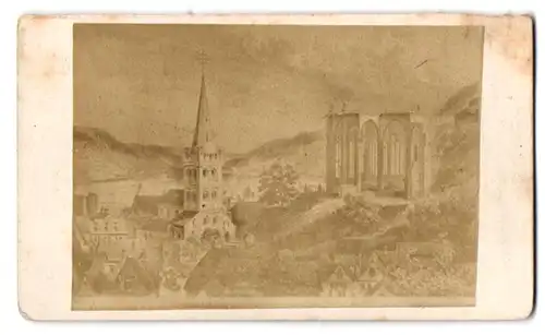 Fotografie unbekannter Fotograf, Ansicht Bacharach, Blick auf den Ort mit Kirche und Ruine