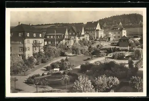 AK Oberschlema im sächs. Erzgeb., Blick auf Hindenburganlagen