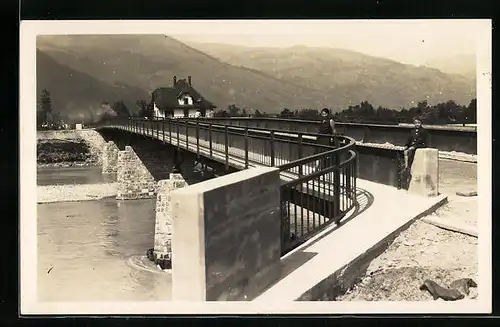 AK Vaduz, Fluss mit Brücke