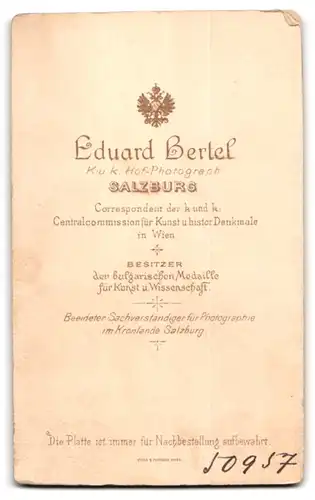 Fotografie Eduard Bertel, Salzburg, Bürgerlicher Mann mit Schnurrbart