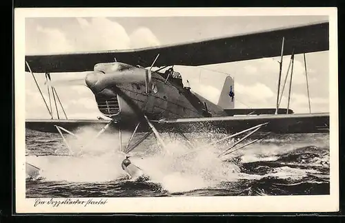 AK Wasserflugzeug beim Starten auf dem Wasser, 