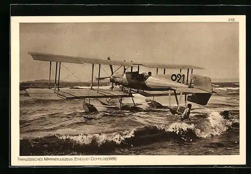 AK Französisches Wasserflugzeug startbereit an der Küste