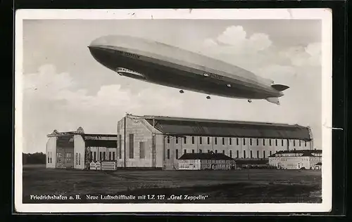 AK Friedrichshafen a. B., Neue Luftschiffhalle mit LZ127 Graf Zeppelin