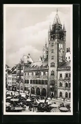 AK Basel, Strassenpartie am Rathaus