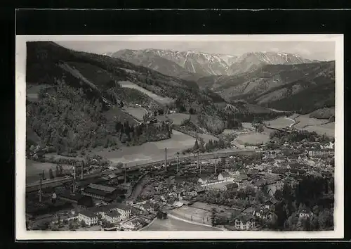 AK Mürzzuschlag, Fliegeraufnahme vom Industriegebiet der Stadt