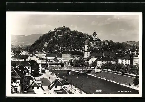 AK Graz, Totalansicht mit Schlossberg aus der Vogelschau