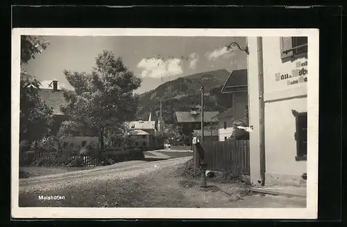 AK Maishofen, Blick in den Ort und auf die Kirche