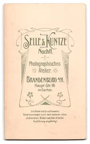 Fotografie Selle & Kuntze, Brandenburg a. H., Hauptstr. 16, Portrait stattlicher Herr mit Vollbart