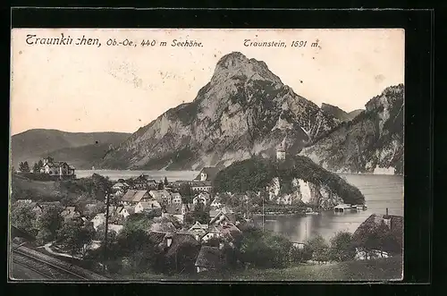 AK Traunkirchen, Ortsansicht mit Traunstein