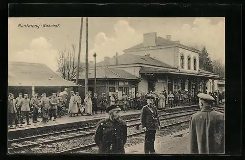 AK Montmédy, La Gare, Bahnhof
