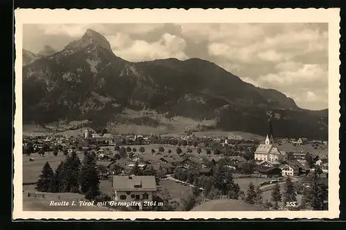 AK Reutte, Ortsansicht mit Gernspitze