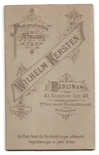 Fotografie Wilhelm Kersten, Berlin, Krausenstr. 40, Portrait bildschönes Mädchen mit Perlenhalskette