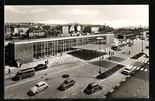 AK Pforzheim, Hauptbahnhof mit Stadt