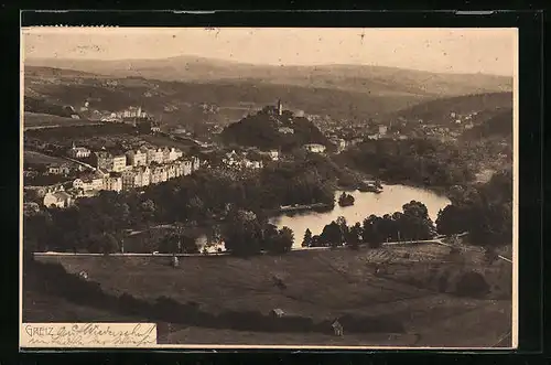 AK Greiz, Generalansicht der Stadt, Blick zum Schloss