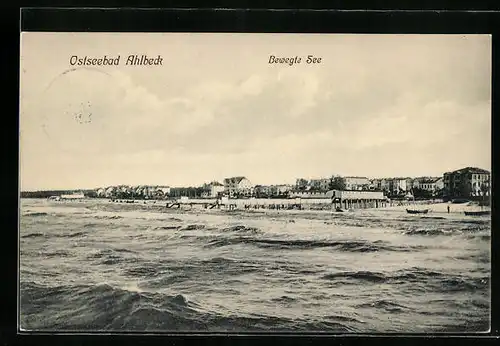 AK Ahlbeck / Ostseebad, Blick von der bewegten See auf den Strand