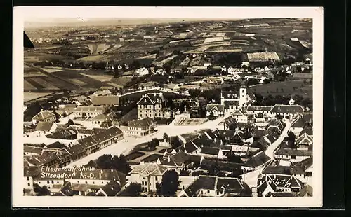 AK Sitzendorf, Teilansicht mit Kirche, Fliegeraufnahme