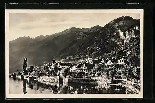 AK Brienz, Blick auf die Häuser am Ufer
