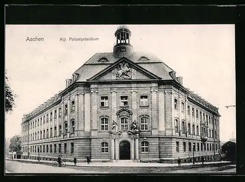 AK Aachen, Strassenpartie mit Kgl. Polizeipräsidium