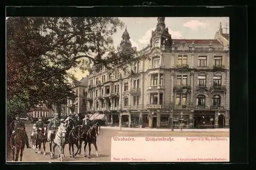 AK Wiesbaden, Pferde auf der Wilhelmstrasse