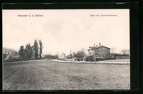 AK Niendorf a. d. Ostsee, Blick vom Travemünderweg