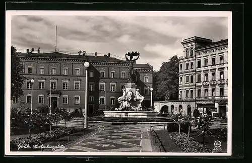 AK Görlitz, Hindenburgplatz mit Landgericht und Zierbrunnen