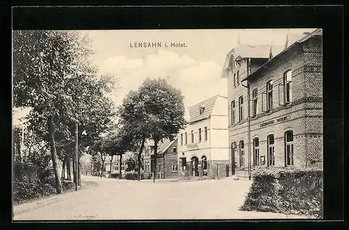 AK Lensahn i. Holst., Ortspartie mit Postamt